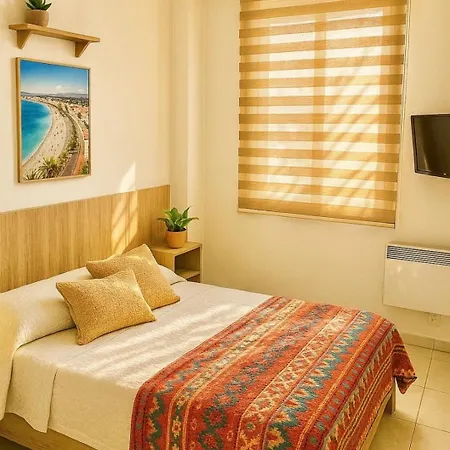 アパート Beautiful 2 Bedroom, Close To Downtown